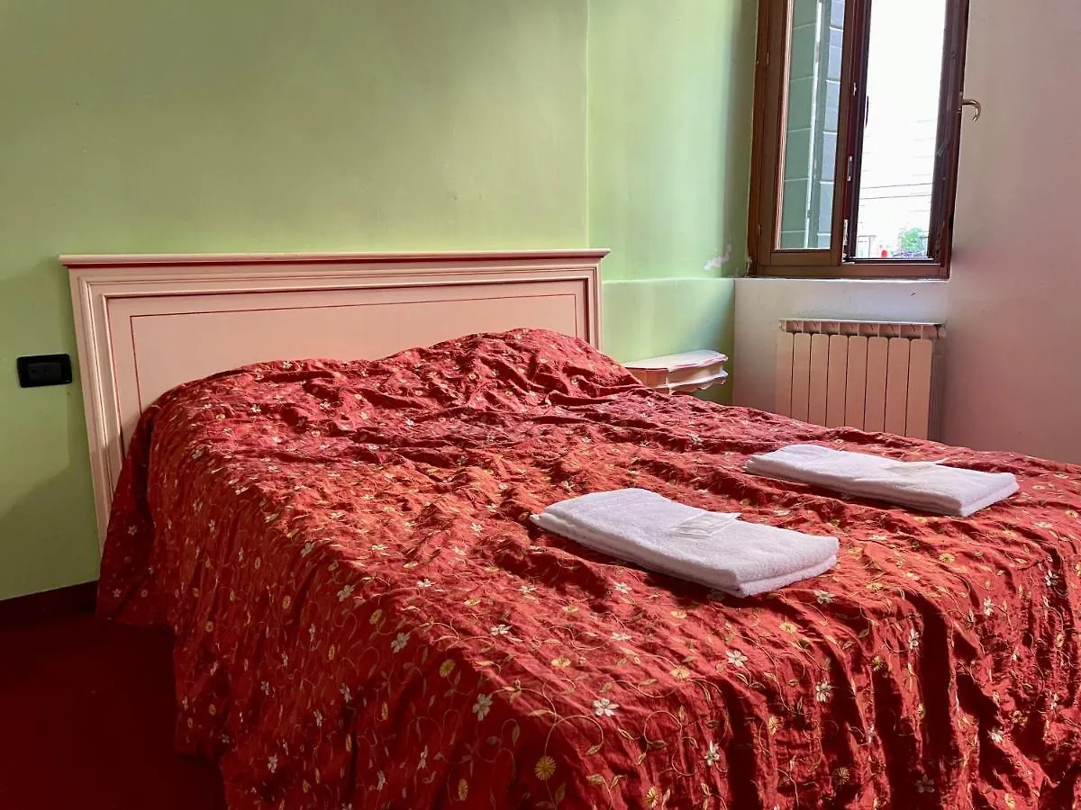 Albergue Ai Boteri Venecia